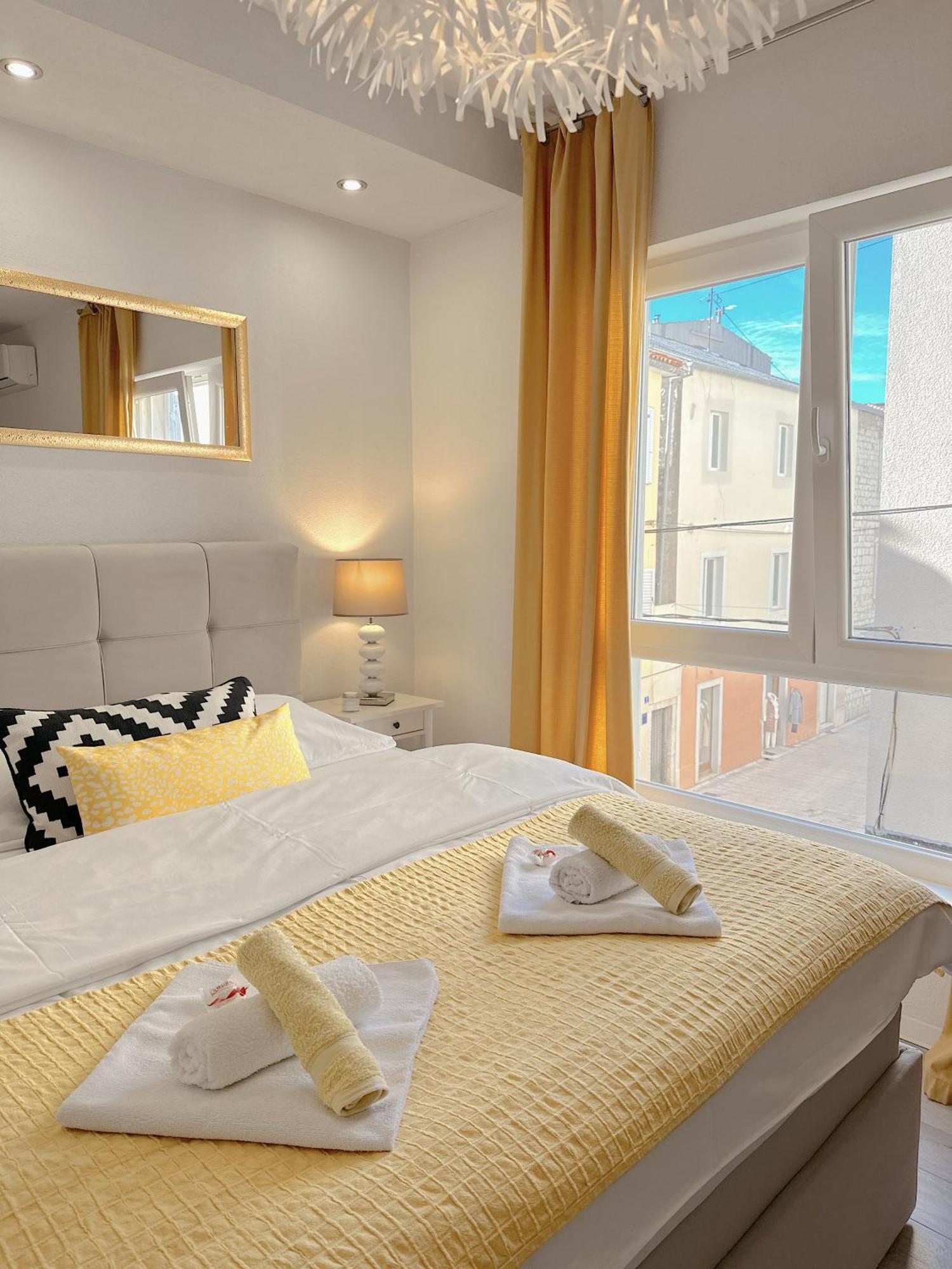 Anamari Apartments Zadar Ngoại thất bức ảnh